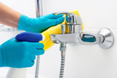 Local carpets cleaner in Lambeth providing deep carpet cleaning service